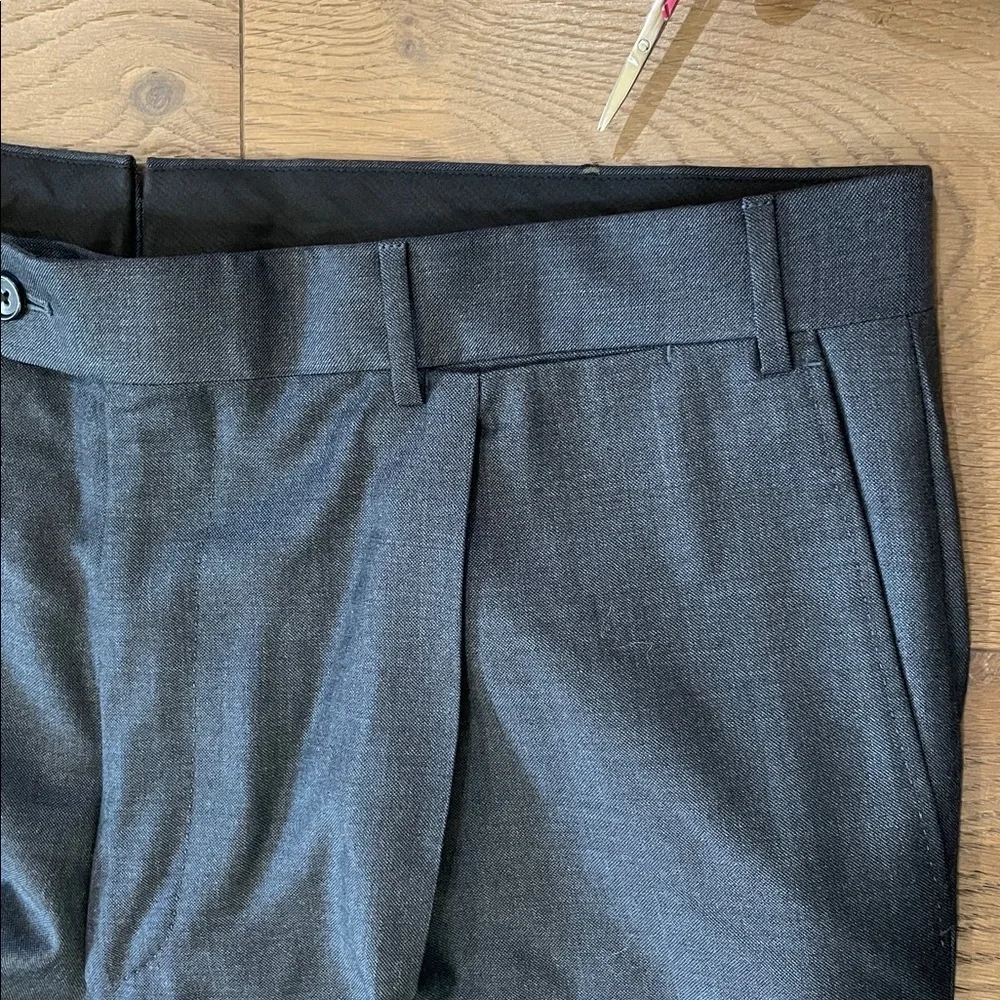 Corneliani Virgin Wool Mens Trouser Size 38x30 Dress Pants